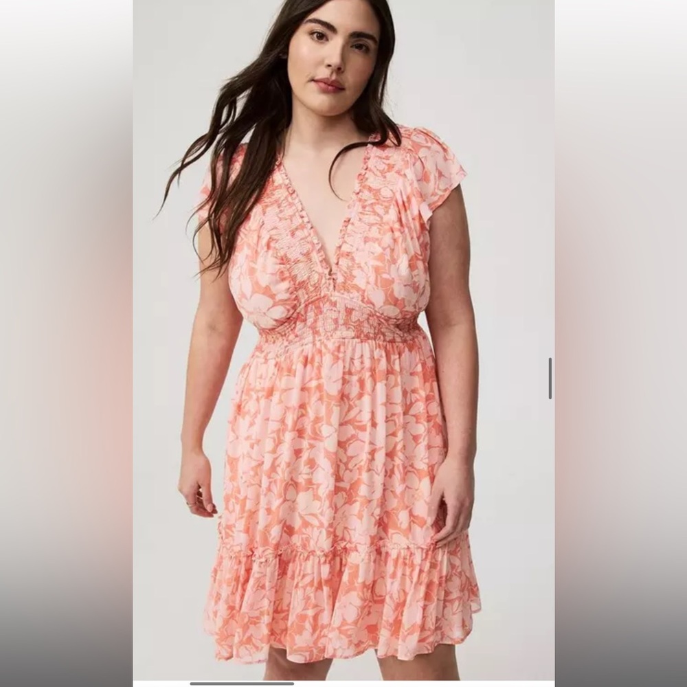 Torrid Chiffon Ruffle Sleeve Tiered Dress Size 2X NWT - Picture 2 of 2